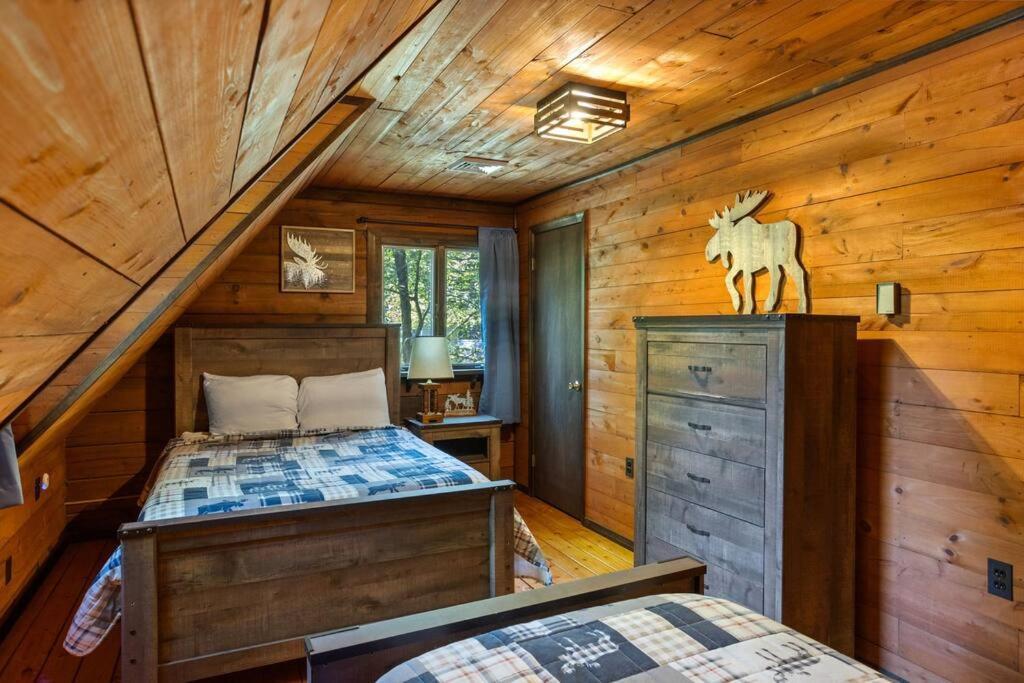 Rustic Luxury In The Pocono Mountains - Stag *
